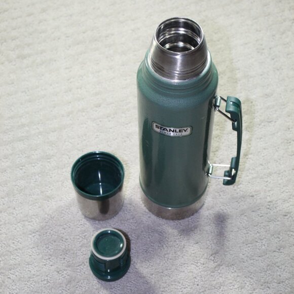 Original Vintage Stanley Thermos Green Vacuum Bottle Thermos 1.1 Quart/1 Liter - Picture 3 of 7